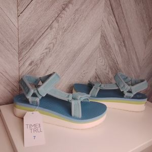 TIME AND TRU Nature Strappy Platform Sandals Size:7 US Blue